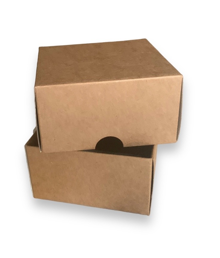 Dviejų dalių dėžutė 90x90x50 mm, ruda/balta