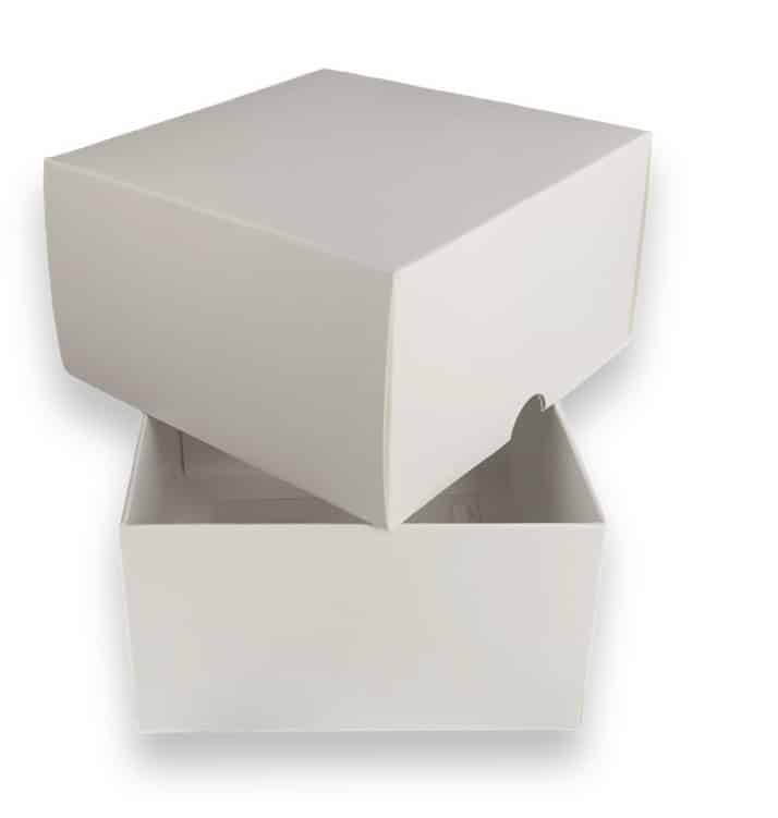 Dviejų dalių dėžutė 90x90x50 mm, balta/balta